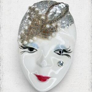 39. Flappergirl Brooch Handmade Vintage